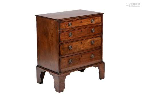 GEORGE III MAHOGANY FOUR DRAWER CHEST