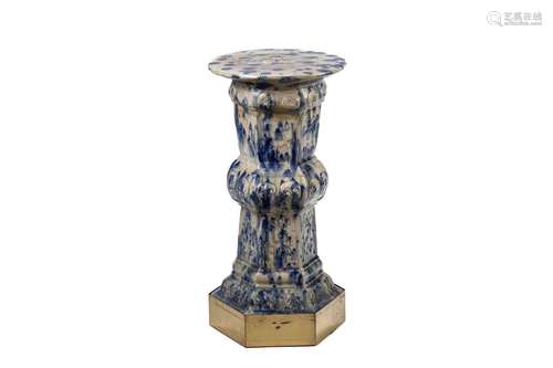 CHINESE GLAZED STAND WITH BRASS BASE