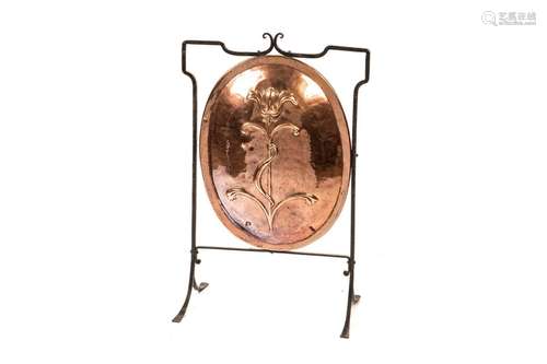 ARTS & CRAFTS IRON & COPPER FIRE SCREEN