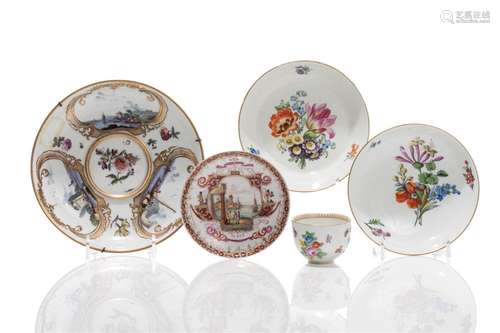 FIVE PIECES OF MEISSEN PORCELAIN