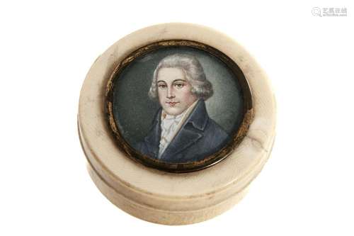 18th C BOX WITH PORTRAIT MINIATURE OF A GENTLEMAN