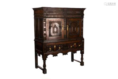 CHARLES II ENGLISH OAK CUPBOARD