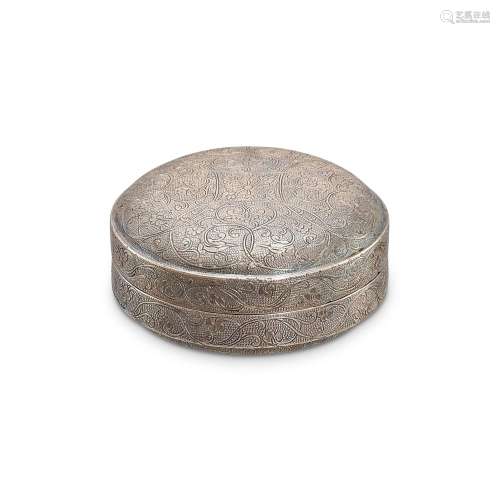 A small silver 'floral' box and cover, Tang dynasty 唐 银錾缠...
