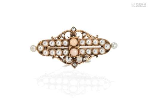 VICTORIAN 14K GOLD PEARL AND DIAMOND BROOCH, 6.4g