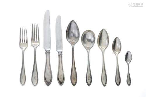 65 PCS AMERICAN SILVER FLATWARE SERVICE, 1957g