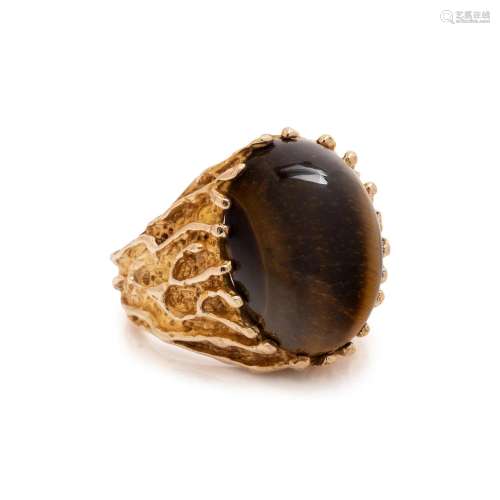 YELLOW GOLD AND TIGER'S EYE RING