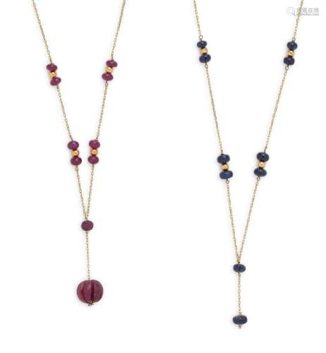 COLLECTION OF YELLOW GOLD AND CARVED GEMSTONE NECKLACES