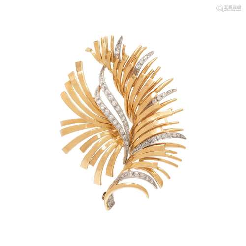 YELLOW GOLD AND DIAMOND SPRAY BROOCH