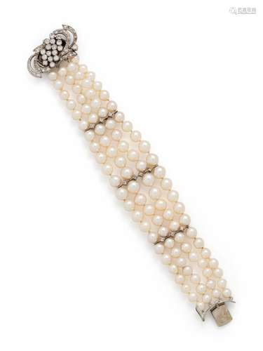 CULTURED PEARL AND DIAMOND BRACELET