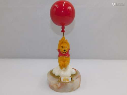 Disney Ron Lee Winnie the Pooh with Red Balloon Figure