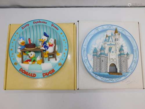 Lot of 2 Walt Disney 3-D Plates