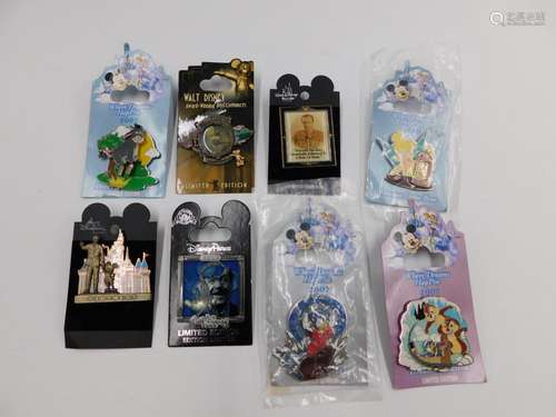 Lot of 8 Mixed Disney Pins