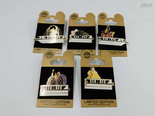 Disney Villains Black Monorail Pin Set - Gold Card Collectio...