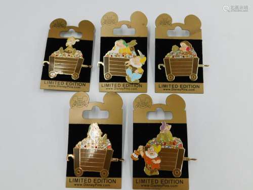 Disney Dwarfs Mine Car Pin Set - Gold Card Collection
