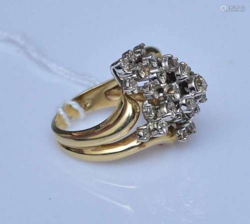 14k Gold Diamond Cluster Ring
