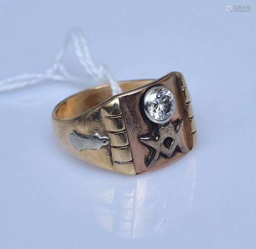 14k Gold Masonic Diamond Gent's Ring