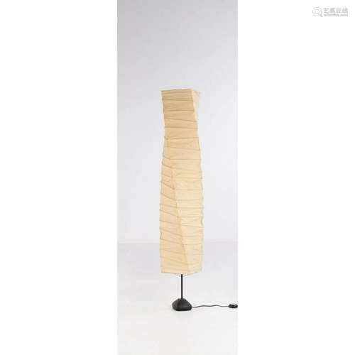 Isamu Noguchi (1904-1988) Model J1 on T3 base Akari series F...