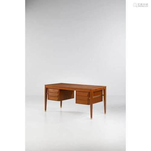 Gio Ponti (1891-1979) Desk Walnut and brass Edited by ISA Mo...