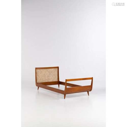 Paolo Buffa (1903-1970) Bed structure Walnut and caning Mode...