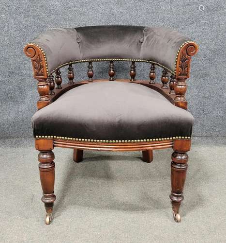 Victorian Boudoir Chair