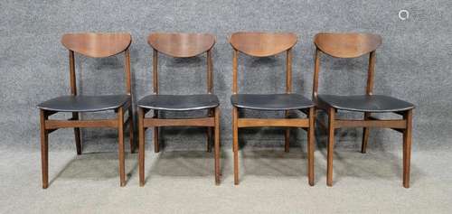 Set Of 4 Mid Century Chairs