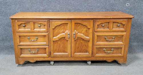 Thomasville Dresser (Check Photos For Hardware Damage)