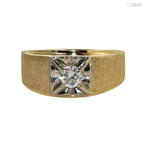 14k Yellow Gold Men's Diamond Solitaire Ring. 45ct 8.5g