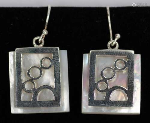 STERLING SILVER PEARL WHITE SQUARE BUBBLE DESIGN EARRINGS 92...