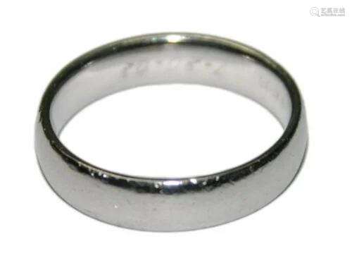 Platinum Men's Band Ring Size 9.75