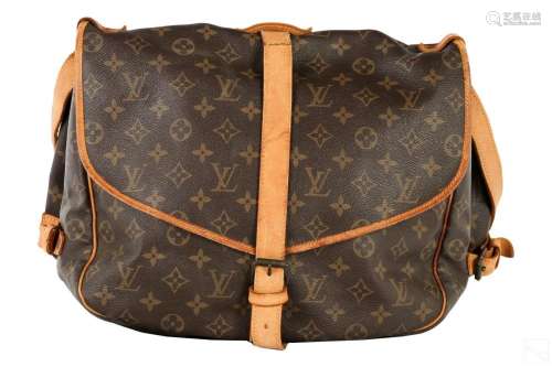 Louis Vuitton LV French Designer Messenger Handbag