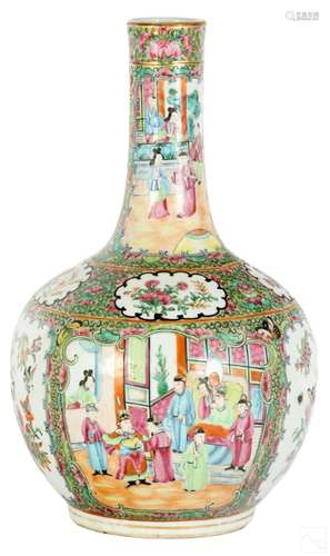 Chinese Rose Medallion Enameled Single Gourd Vase