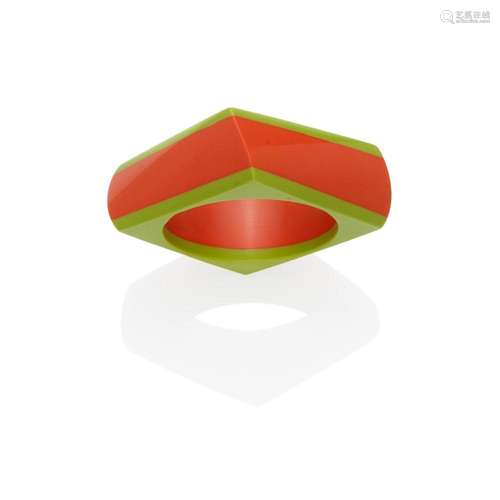 A LAMINATED TWO-TONE OFFSET SQUARE BAKELITE BANGLE with oran...