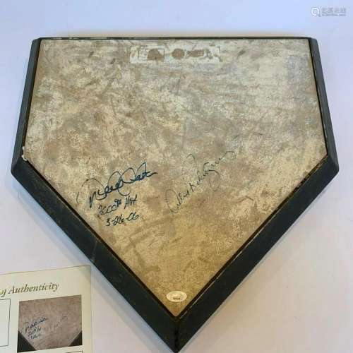 Historic Derek Jeter Signed 2 000th Career Hit Game Used Yan...