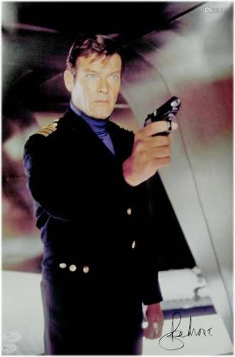 Roger Moore Signed Autographed 10X15 Photo James Bond Classi...