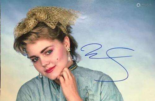 BELINDA CARLISLE ( The GO-GO's ) signed 12x18 photo (MV1...