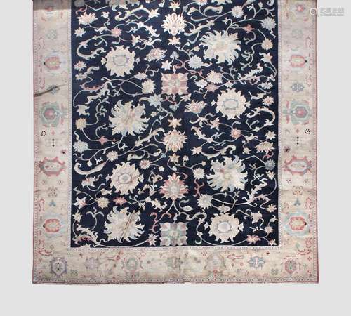 TAPIS EN LAINE PERSE. SULTANABAD BRAND, 1950's
x0