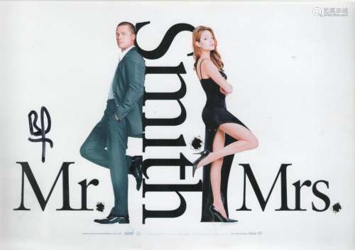 Brad Pitt signed Mr and Mrs Smith 12x8 colour photo. Good co...