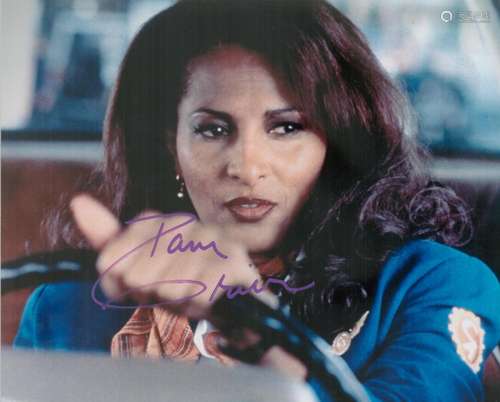 Pam Grier signed Jackie Brown 10x8 colour photo. Good condit...