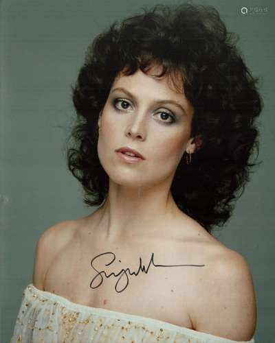 Sigourney Weaver signed 10x8 colour photo. Good condition. A...