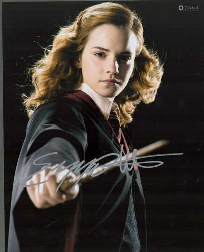 Emma Watson signed Harry Potter 10x8 colour photo. Good cond...