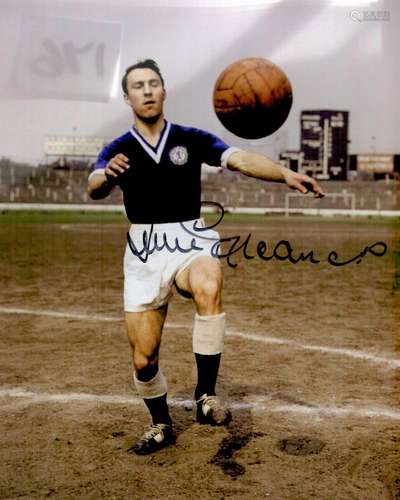 Jimmy Greaves signed Chelsea vintage 10x8 colour photo. Good...