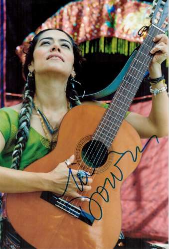 TV Film Lila Downs signed 12x8 colour photo. Mexican singer-...