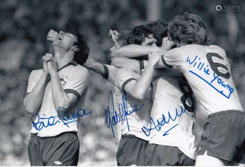 Football Autographed Arsenal 1979 12 X 8 Photo : B/W, Depict...
