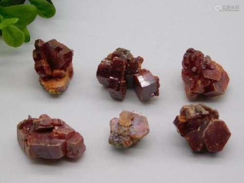 GEM VANADINITE 355 CARATS ROCK STONE LAPIDARY SPECIMEN