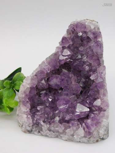 URGUAY AMETHYST ROCK STONE LAPIDARY SPECIMEN