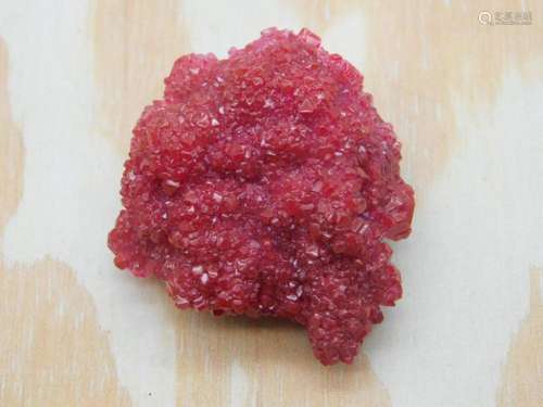 RED ALUM ROCK STONE LAPIDARY SPECIMEN