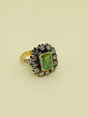 8 kt. Silver, Yellow gold - Ring - 2.50 ct Emerald