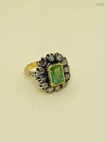 8 kt. Silver, Yellow gold - Ring - 2.50 ct Emerald