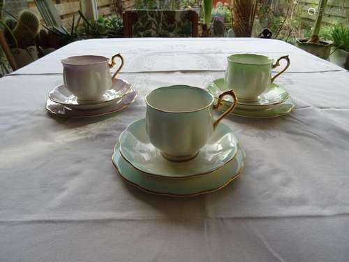 Royal Albert - dessert sets; cup and saucers and dessert pla...