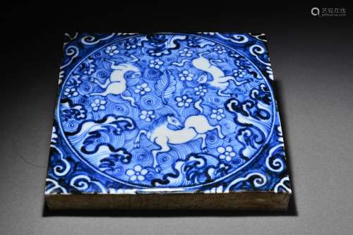 Blue and white sea water galloping horse pattern tile